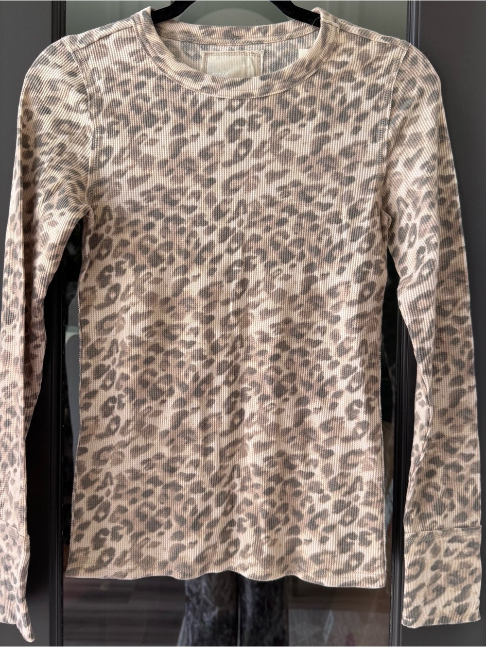 Aerie Essential Crew Leopard-Print Layering Longsleeve T-shirt Cozy Cotton-blend - Picture 2 of 9